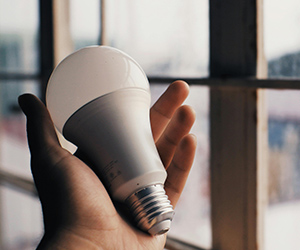 Besparingtip-gloeilamp